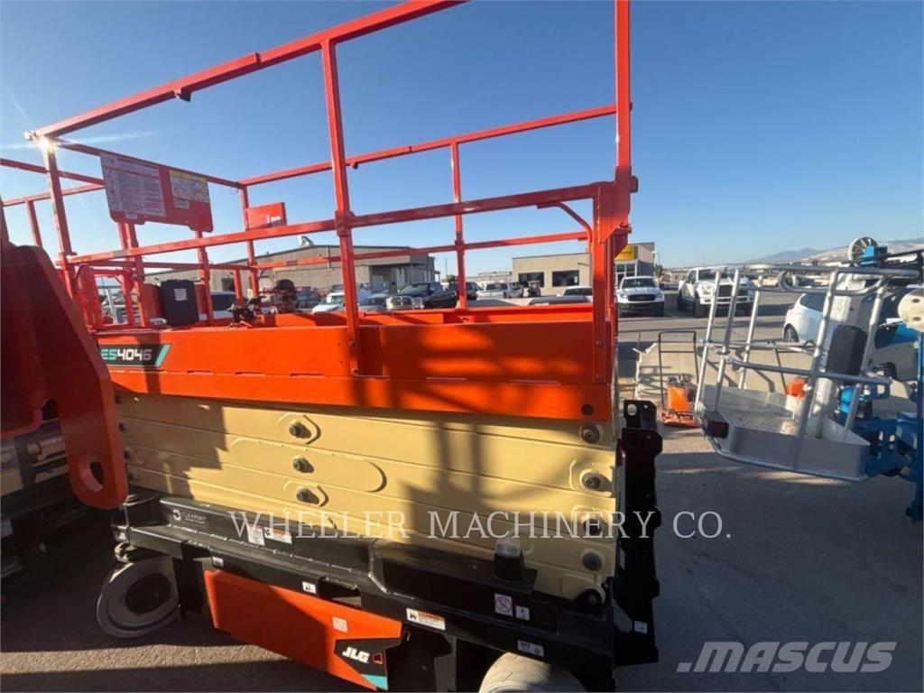 JLG ES4046 Підйомники-ножиці