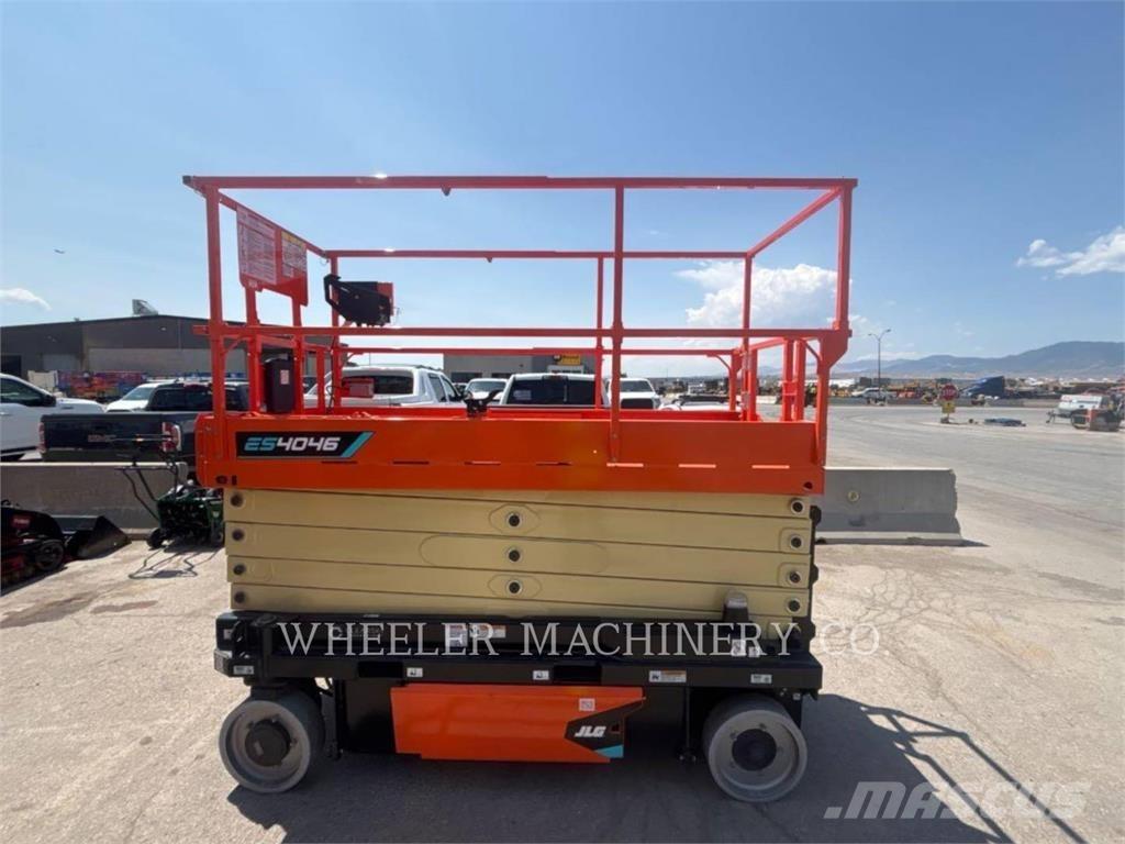 JLG ES4046 Підйомники-ножиці