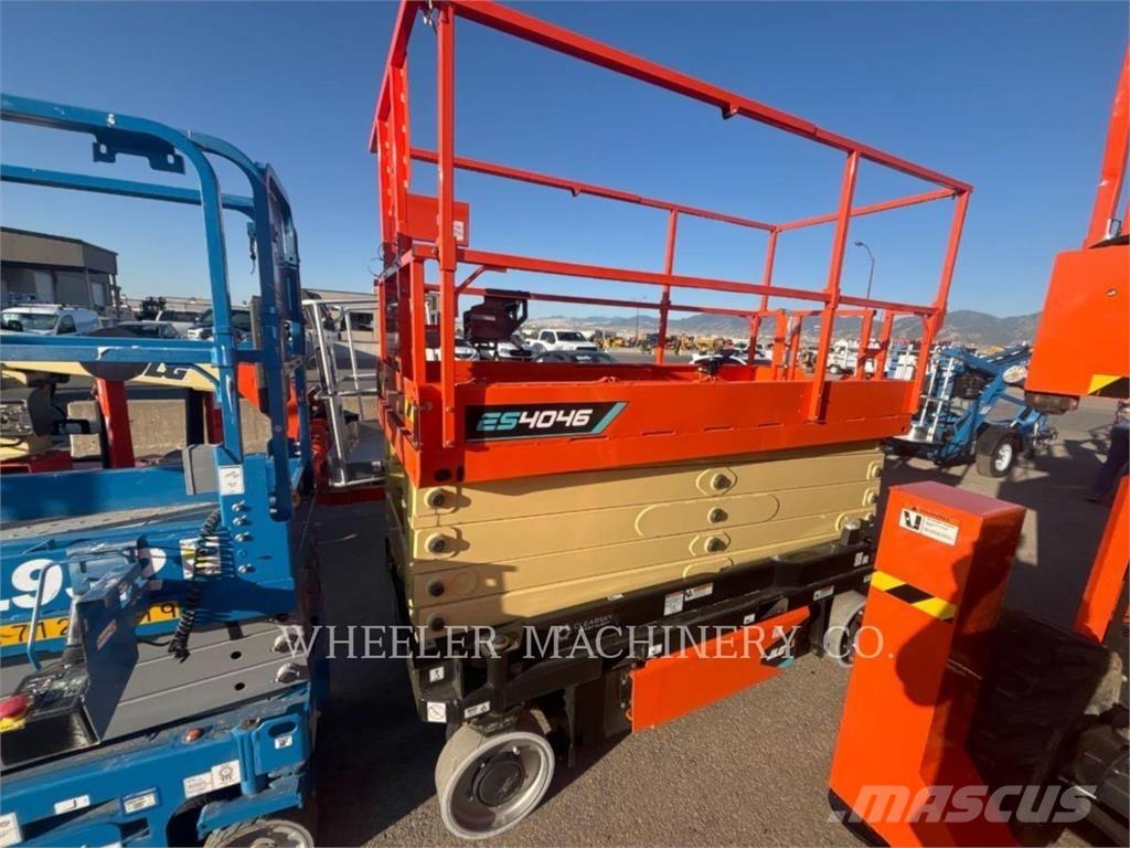 JLG ES4046 Підйомники-ножиці