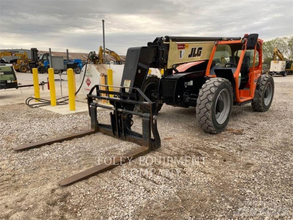JLG G9-43AO Телескопічні навантажувачі