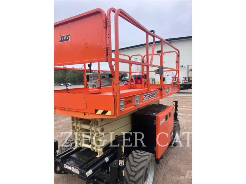 JLG RT3369 Підйомники-ножиці