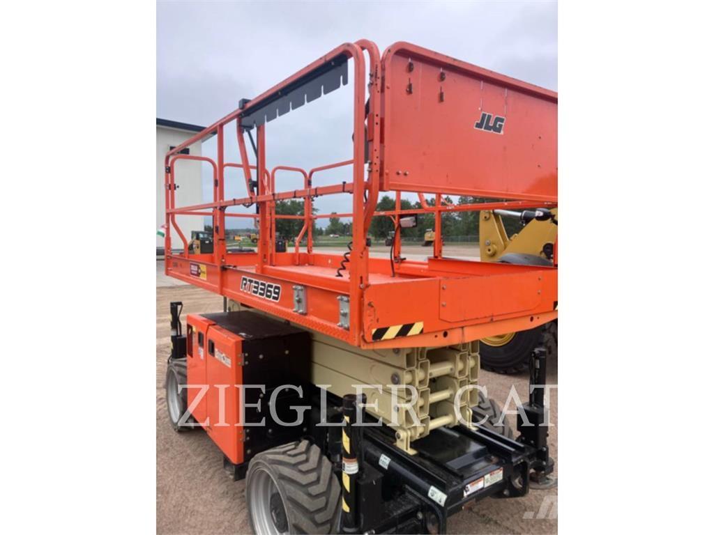 JLG RT3369 Підйомники-ножиці
