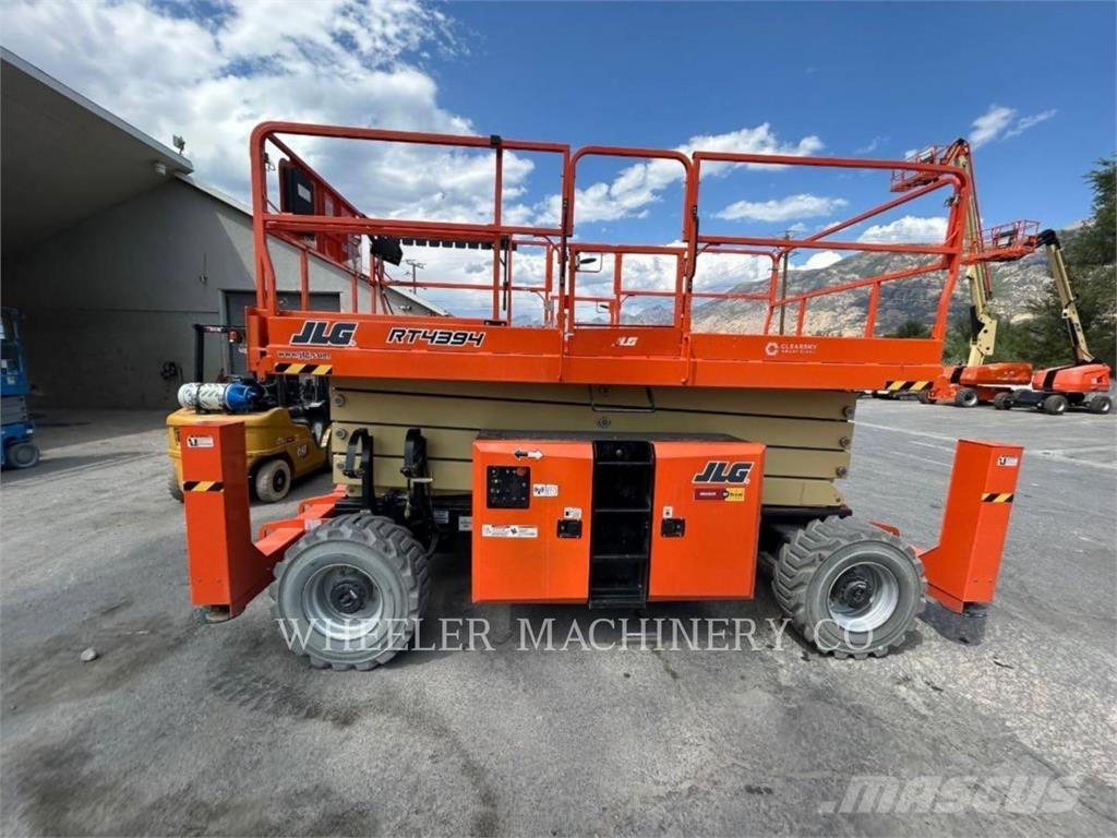 JLG RT4394 Підйомники-ножиці
