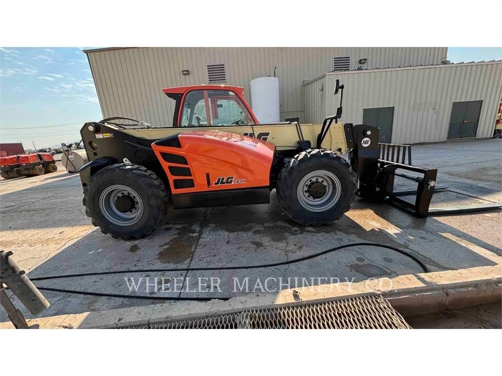 JLG TH1644 Телескопічні навантажувачі