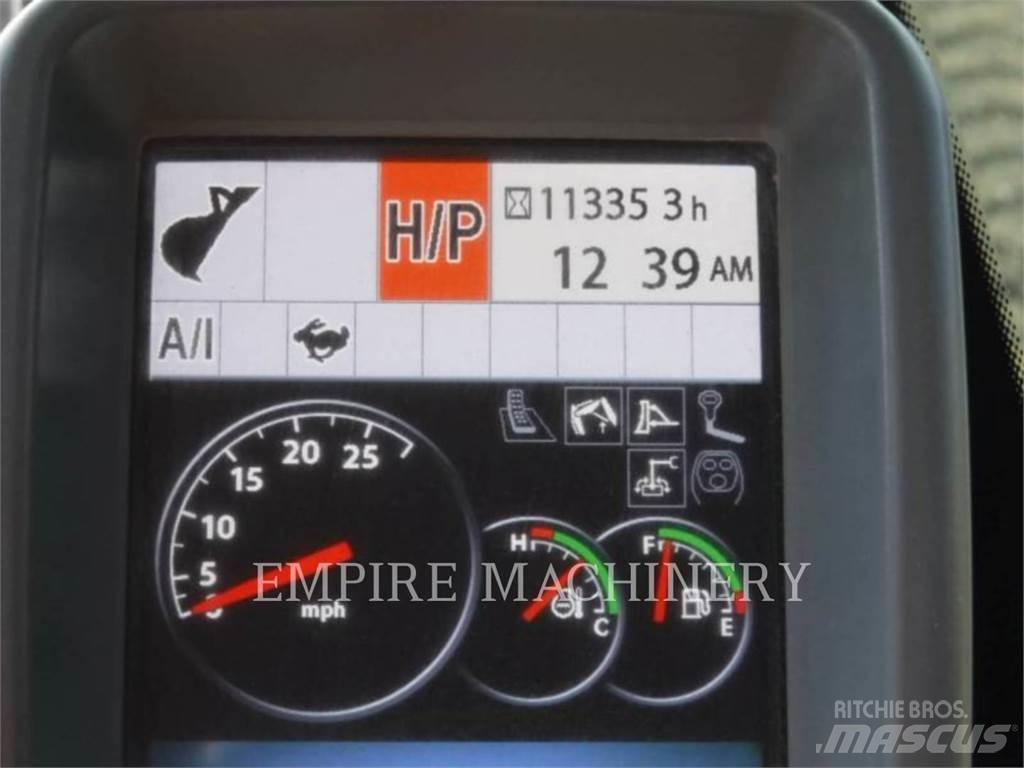 John Deere 190G Гусеничні екскаватори