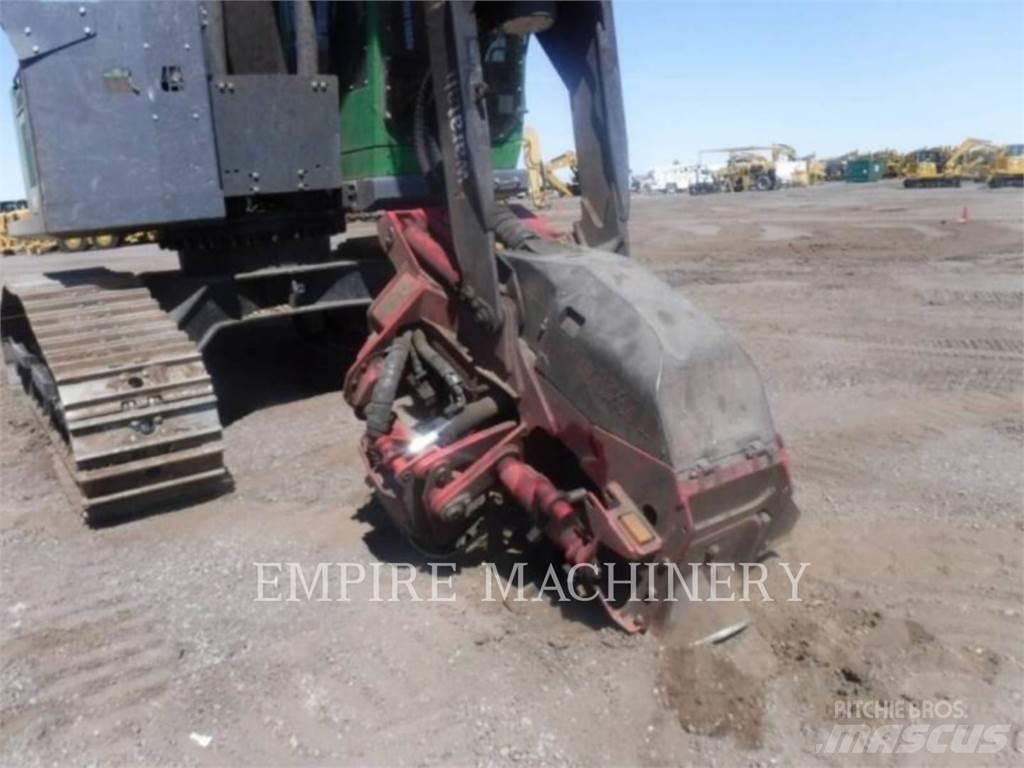 John Deere 2154G Гусеничні екскаватори