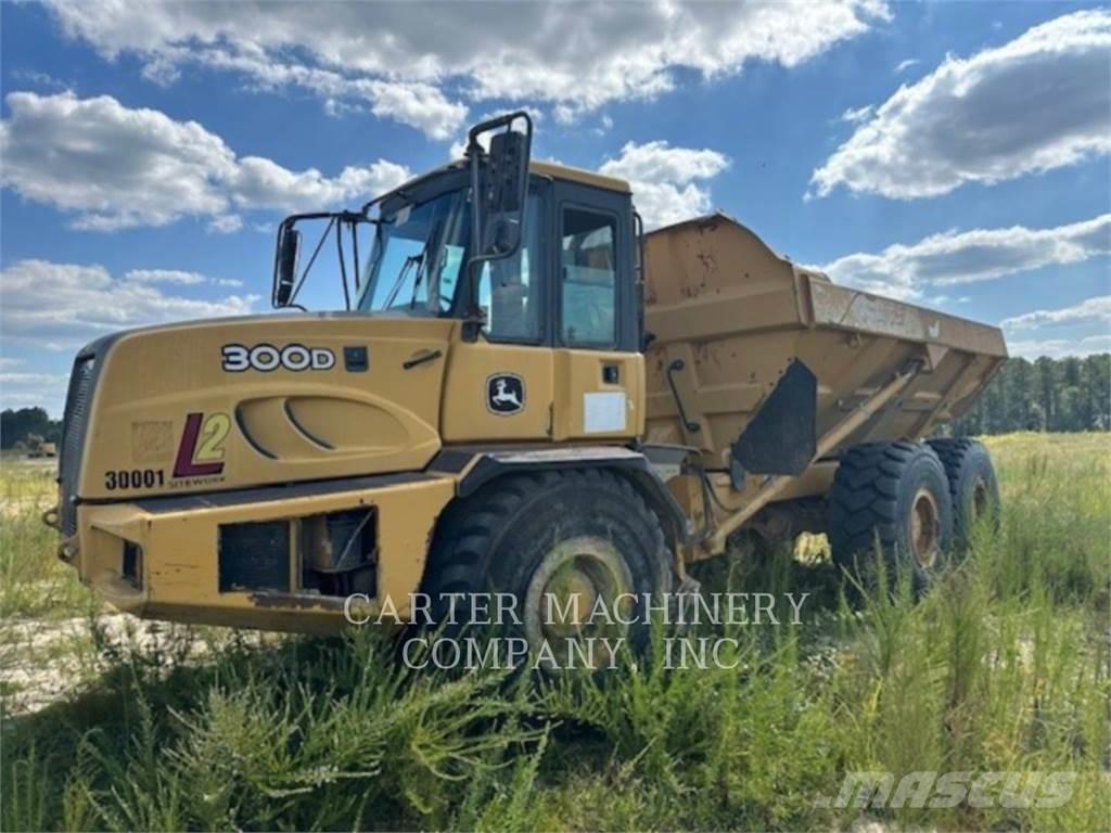 John Deere 300D Зчленовані самоскиди