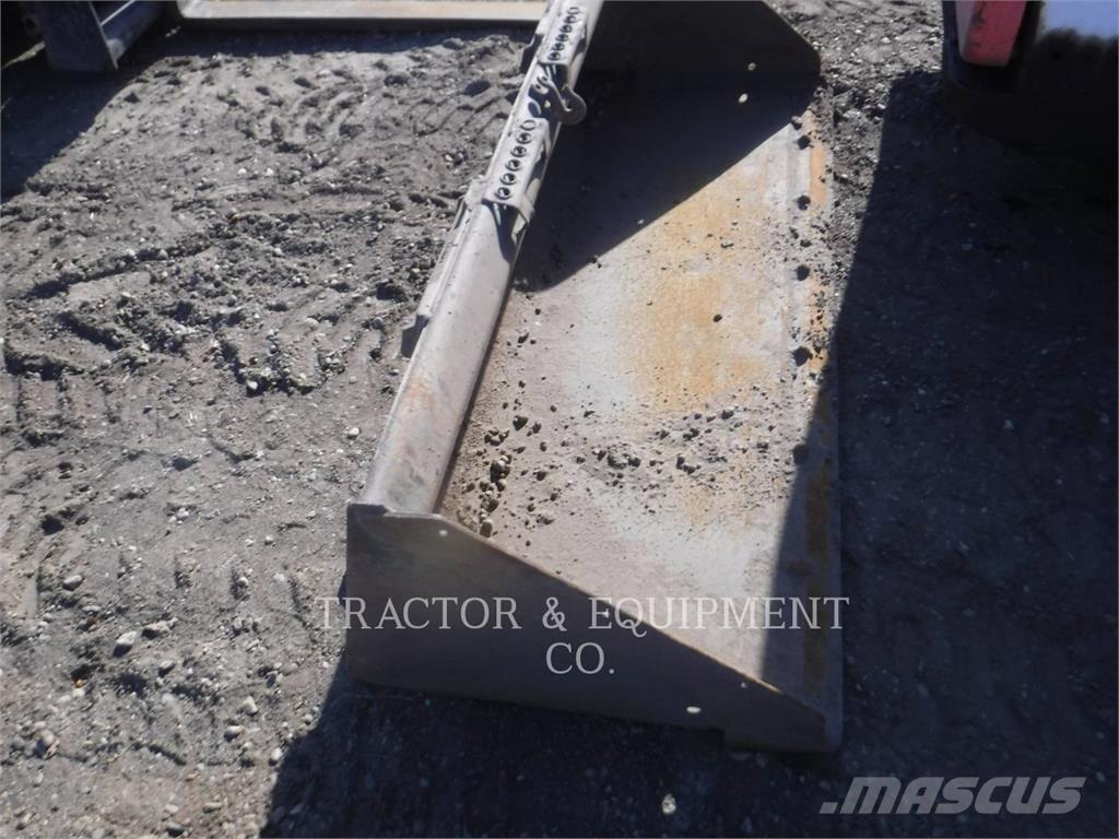 John Deere 320E Міні-навантажувачі