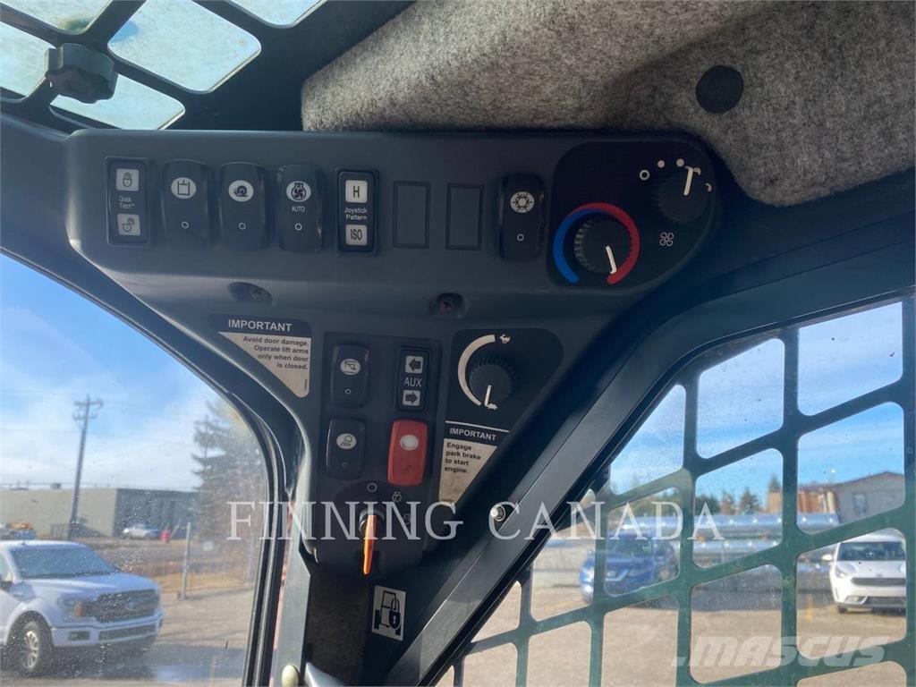 John Deere 326D Міні-навантажувачі