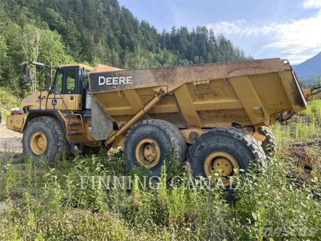 John Deere 400D Зчленовані самоскиди