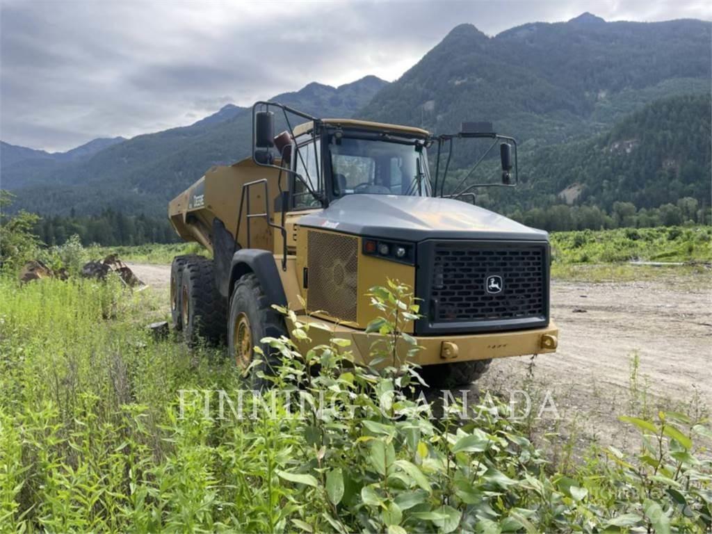 John Deere 410E Зчленовані самоскиди