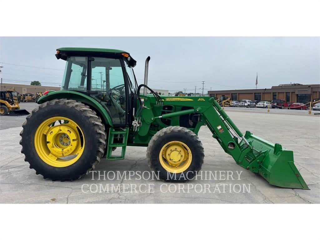 John Deere 6115D Трактори