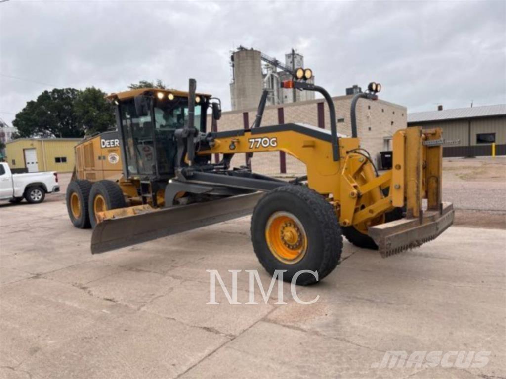 John Deere 770G_JD Грейдери