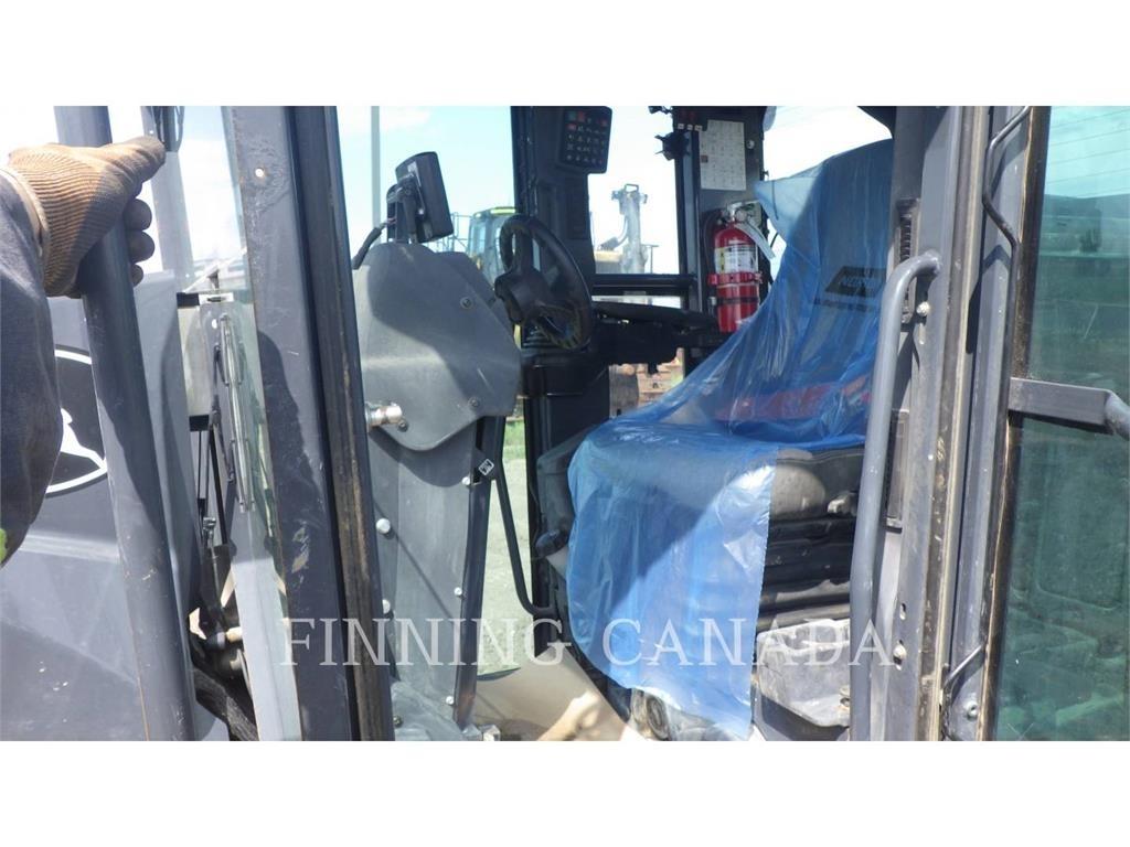 John Deere 770GP Грейдери