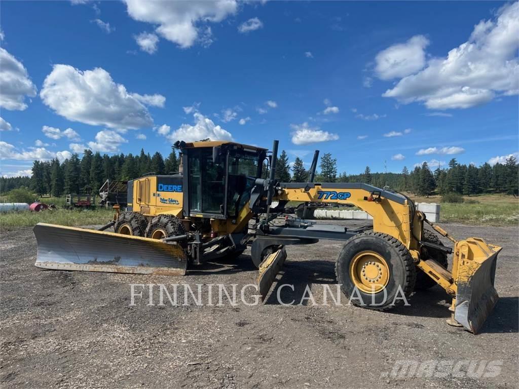 John Deere 772G Грейдери