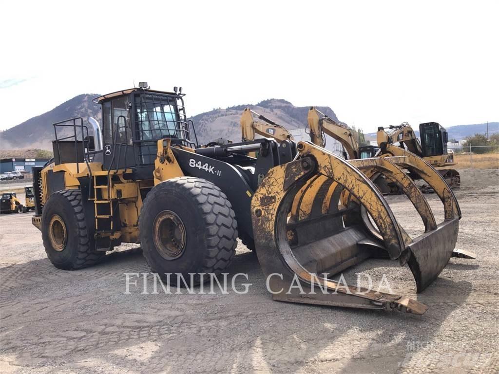 John Deere 844K Фронтальні навантажувачі