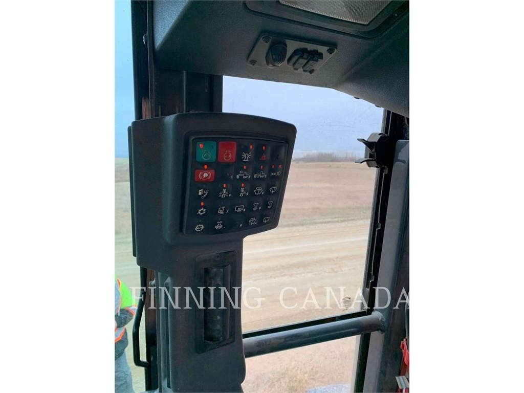 John Deere 870G Грейдери