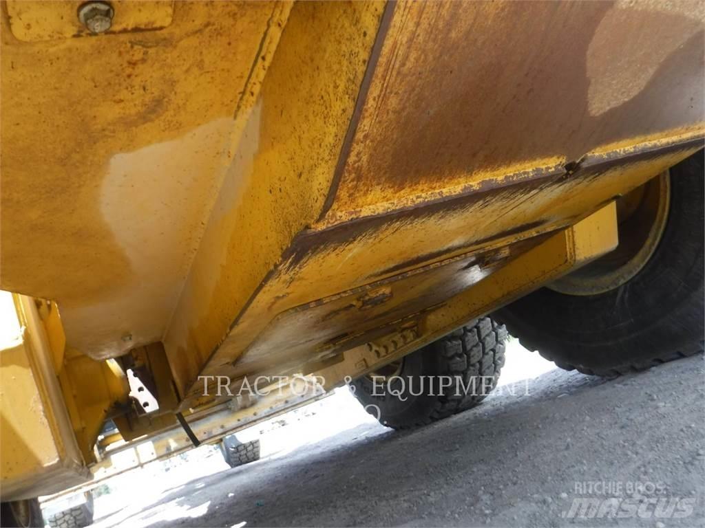 John Deere 872GP Грейдери