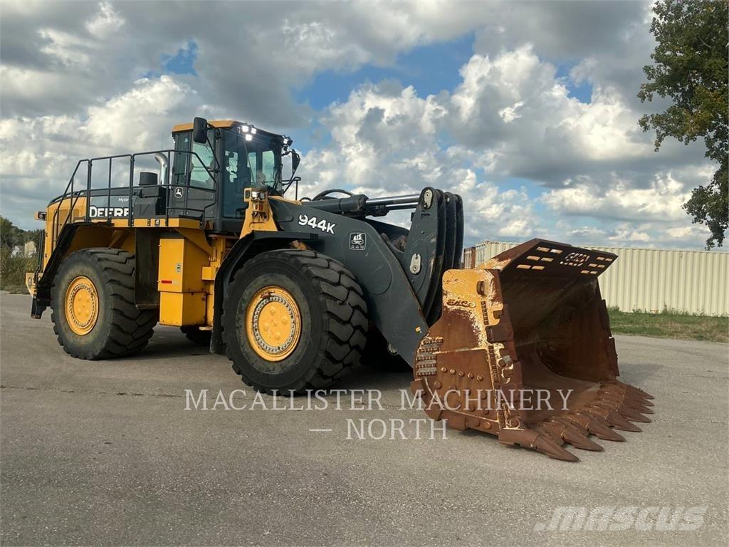 John Deere 944K Фронтальні навантажувачі