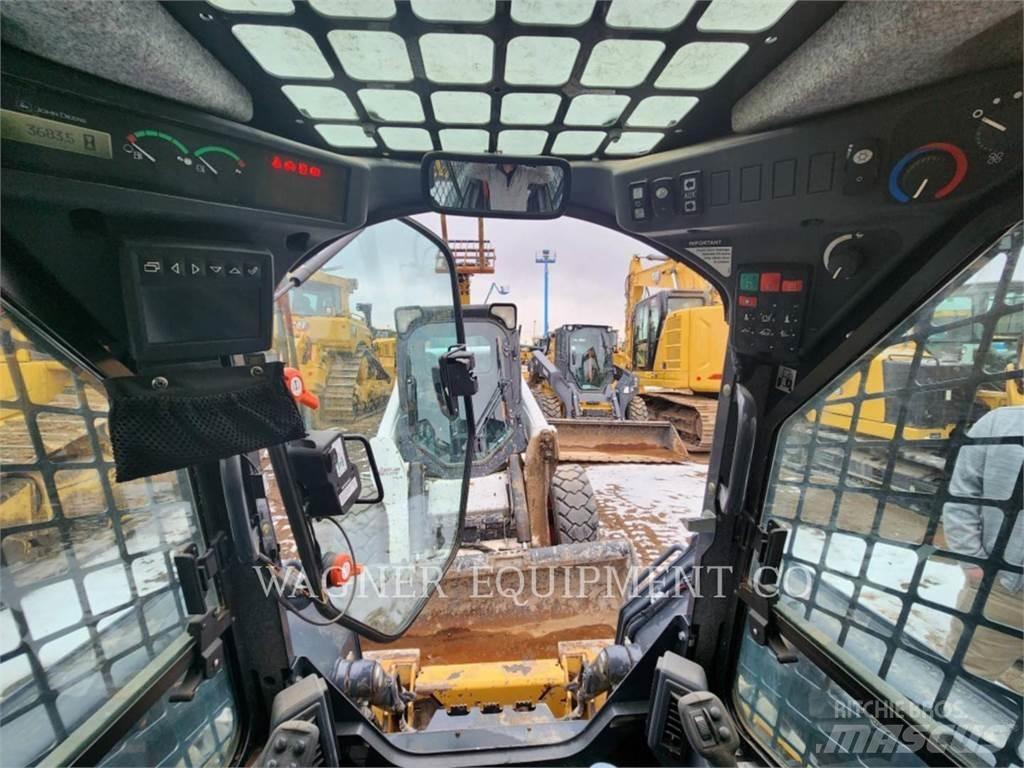 John Deere & CO. 324G Міні-навантажувачі