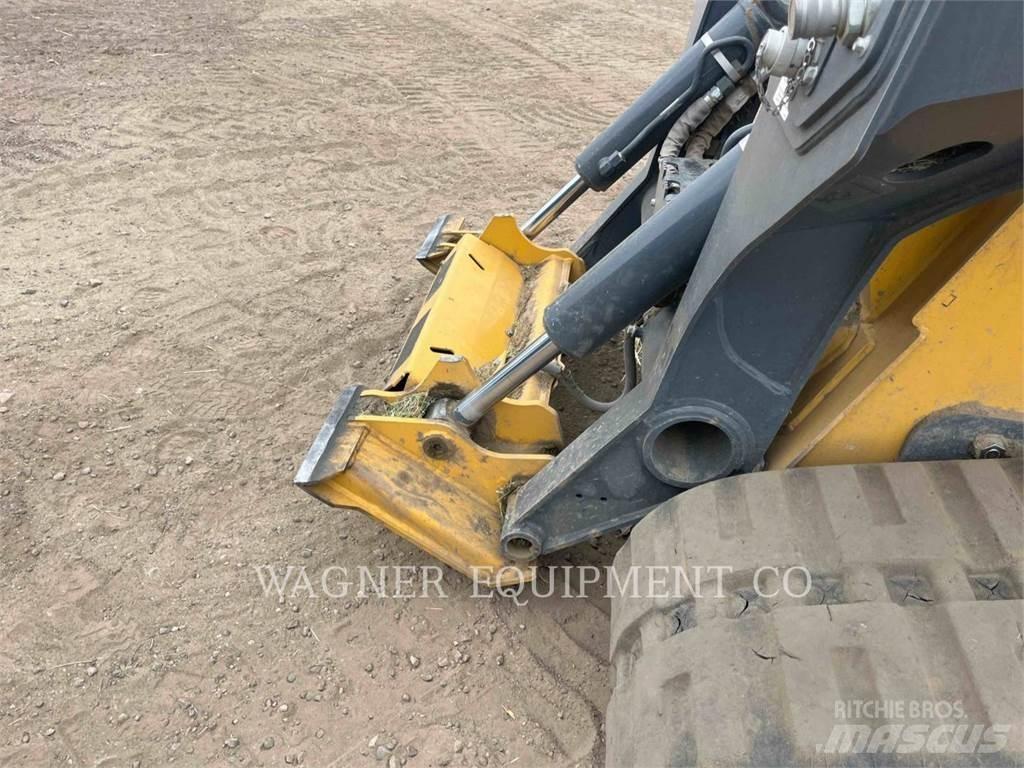 John Deere & CO. 333G Гусеничні вантажники