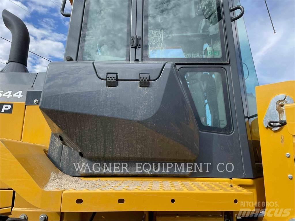 John Deere & CO. 544P Фронтальні навантажувачі