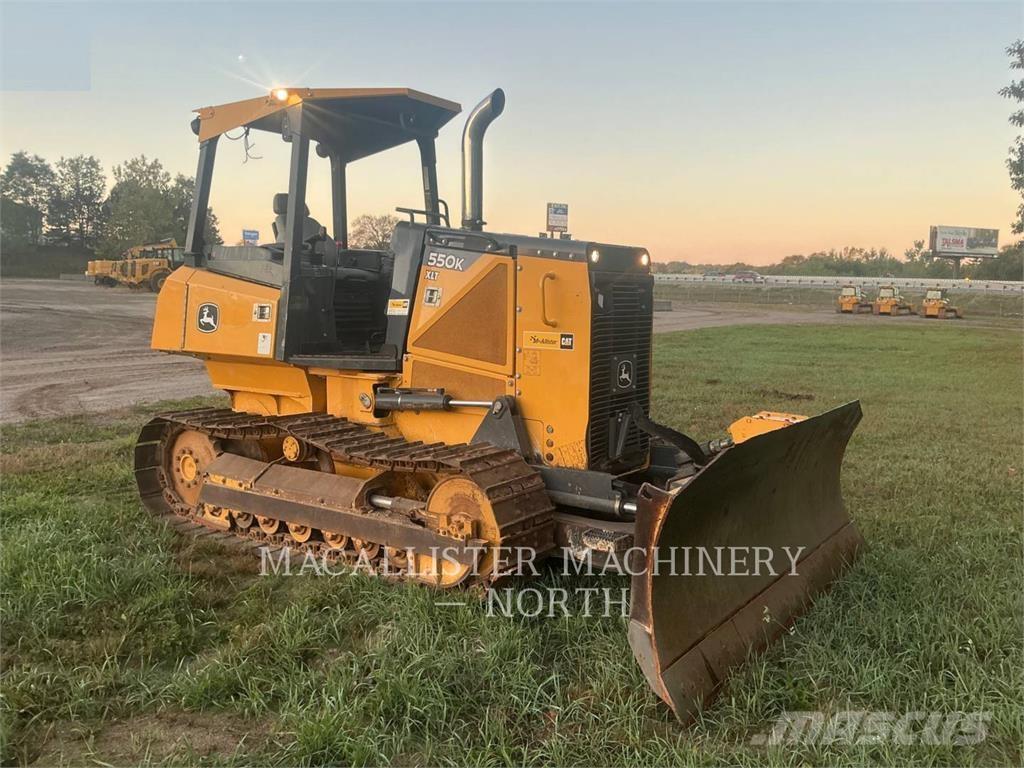 John Deere & CO. 550 Гусеничні бульдозери