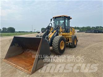 John Deere & CO. 624L Фронтальні навантажувачі