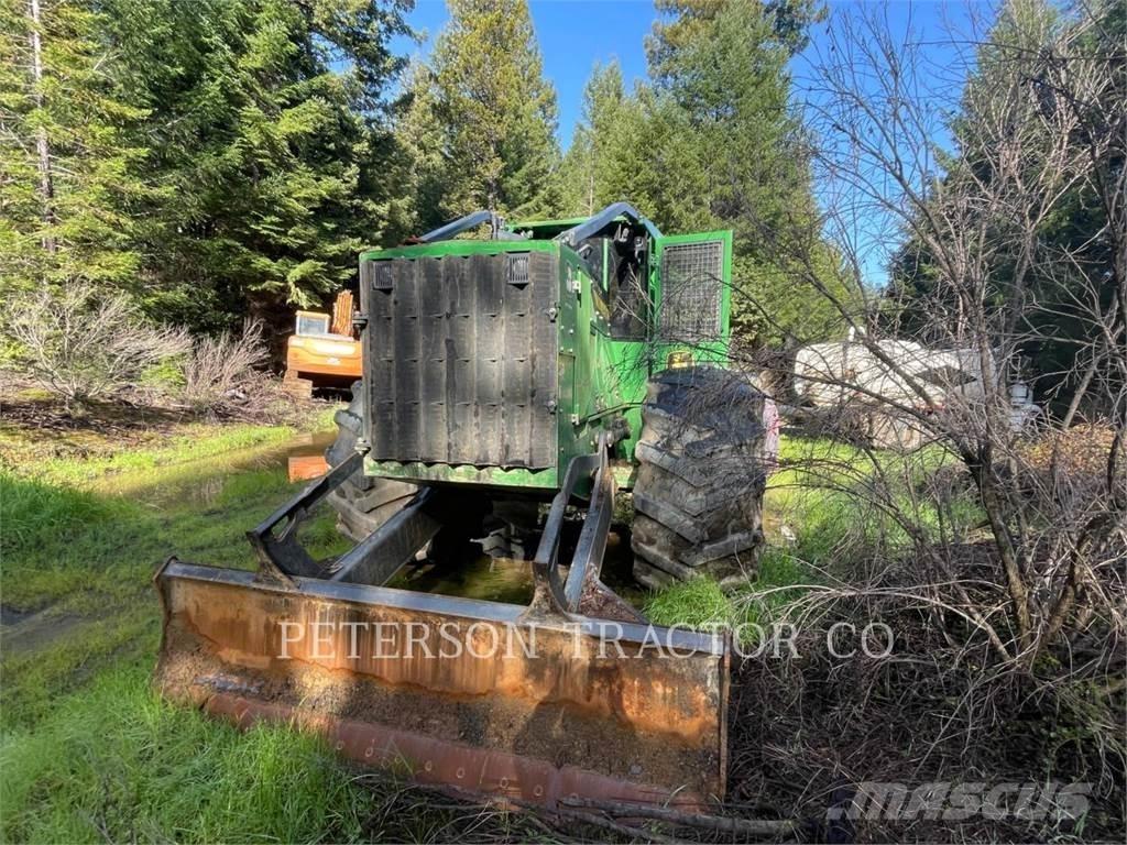 John Deere & CO. 648L Трельовочні трактора