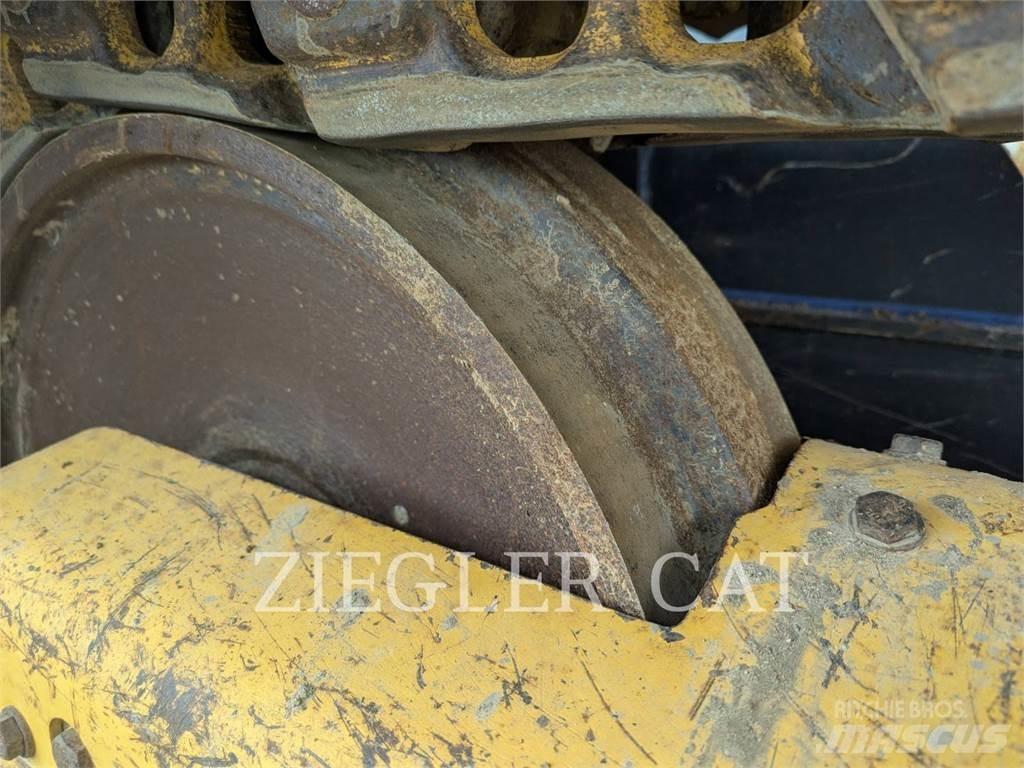 John Deere & CO. 700K Гусеничні бульдозери