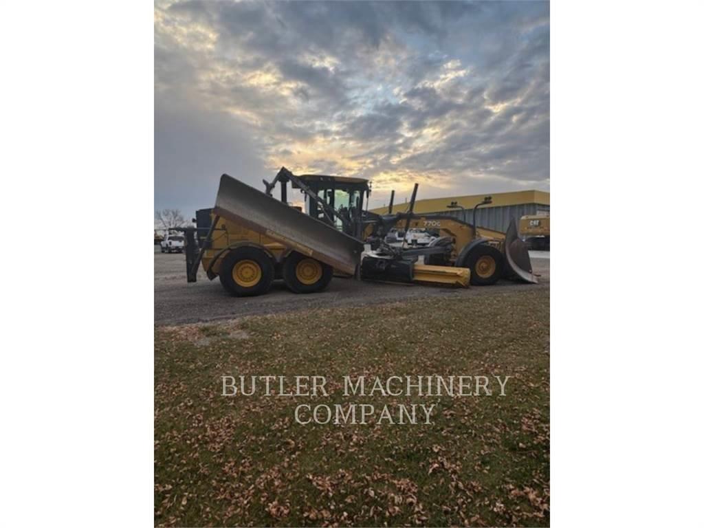 John Deere & CO. 770G Грейдери