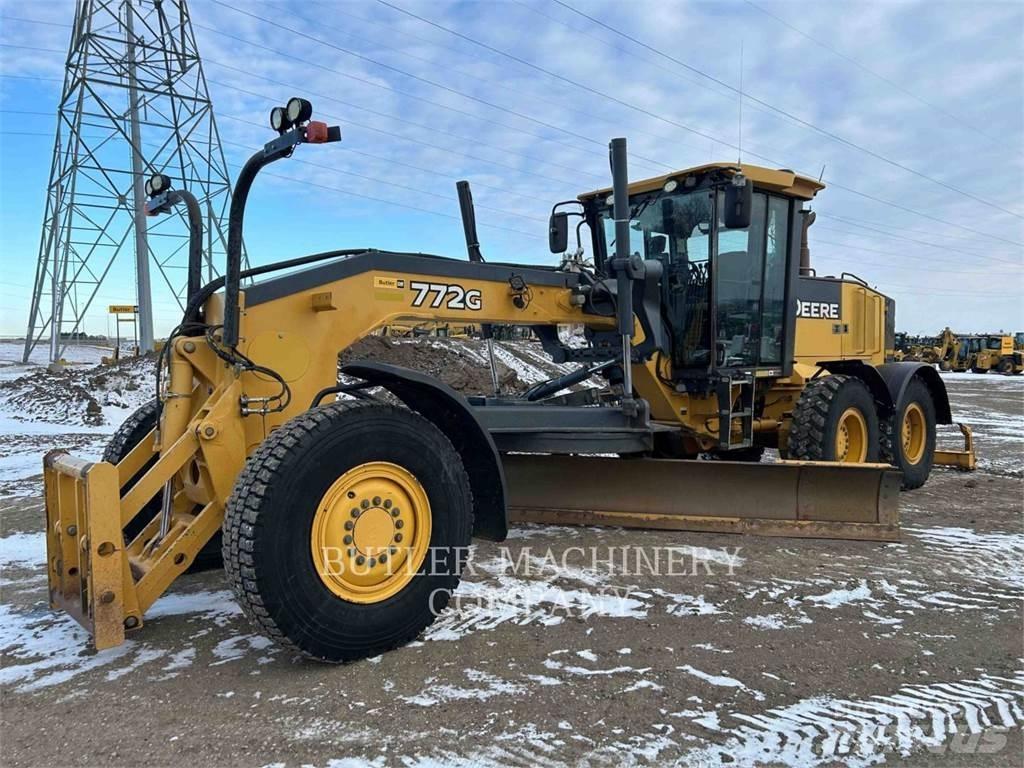 John Deere & CO. 772G Грейдери