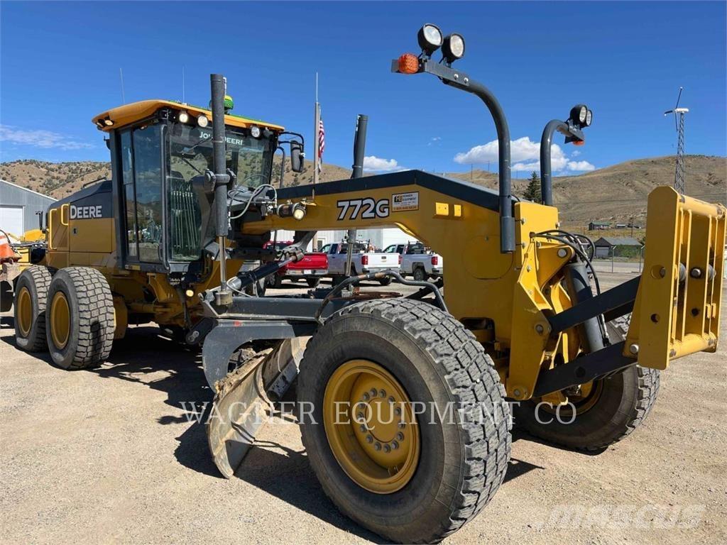 John Deere & CO. 772G AWD Грейдери