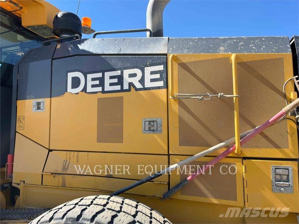 John Deere & CO. 772G AWD Грейдери