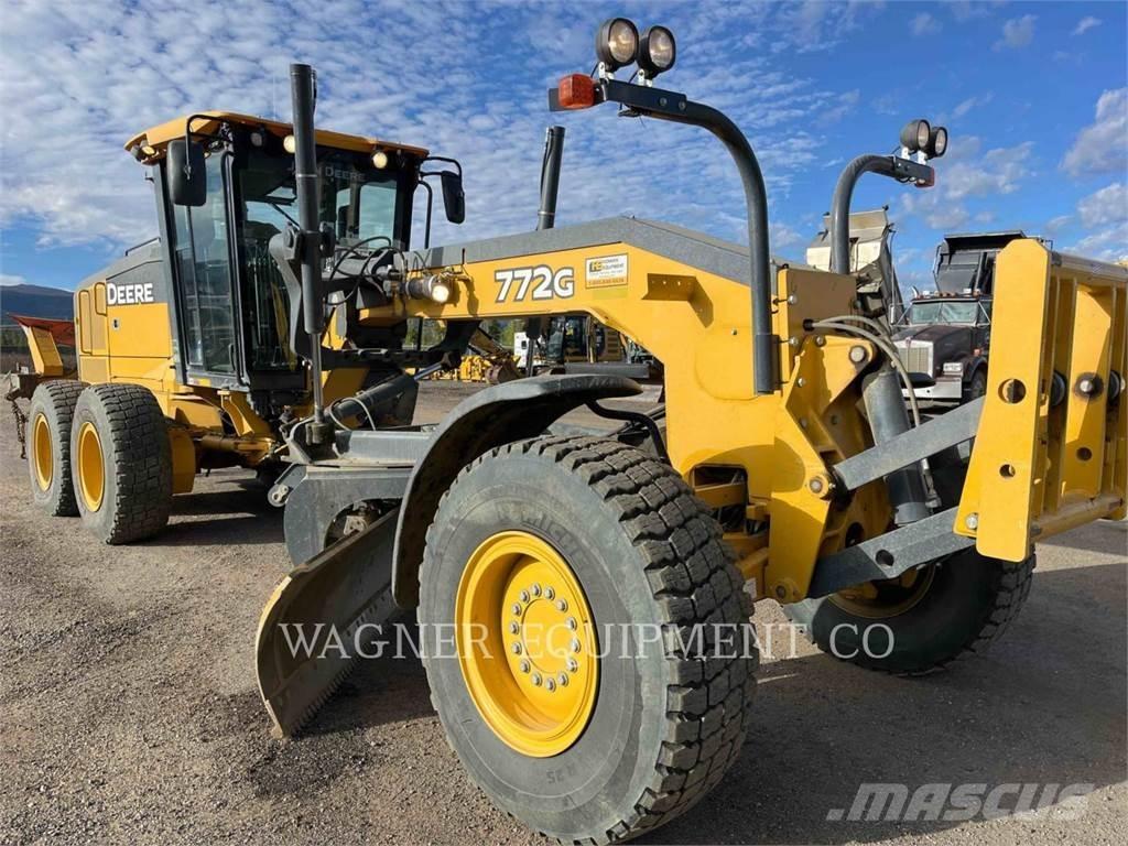 John Deere & CO. 772G AWD Грейдери