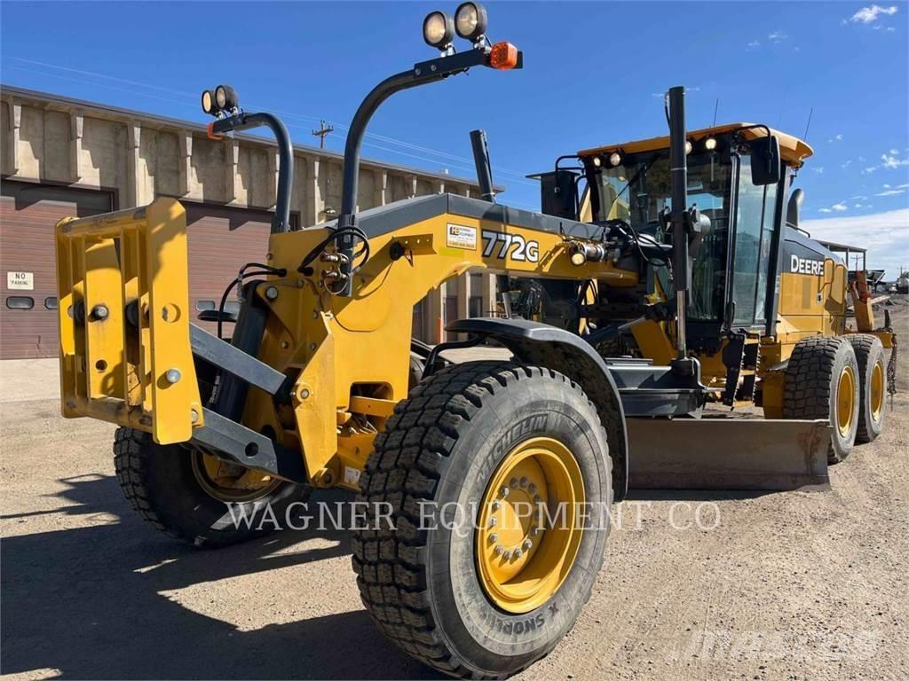 John Deere & CO. 772G AWD Грейдери