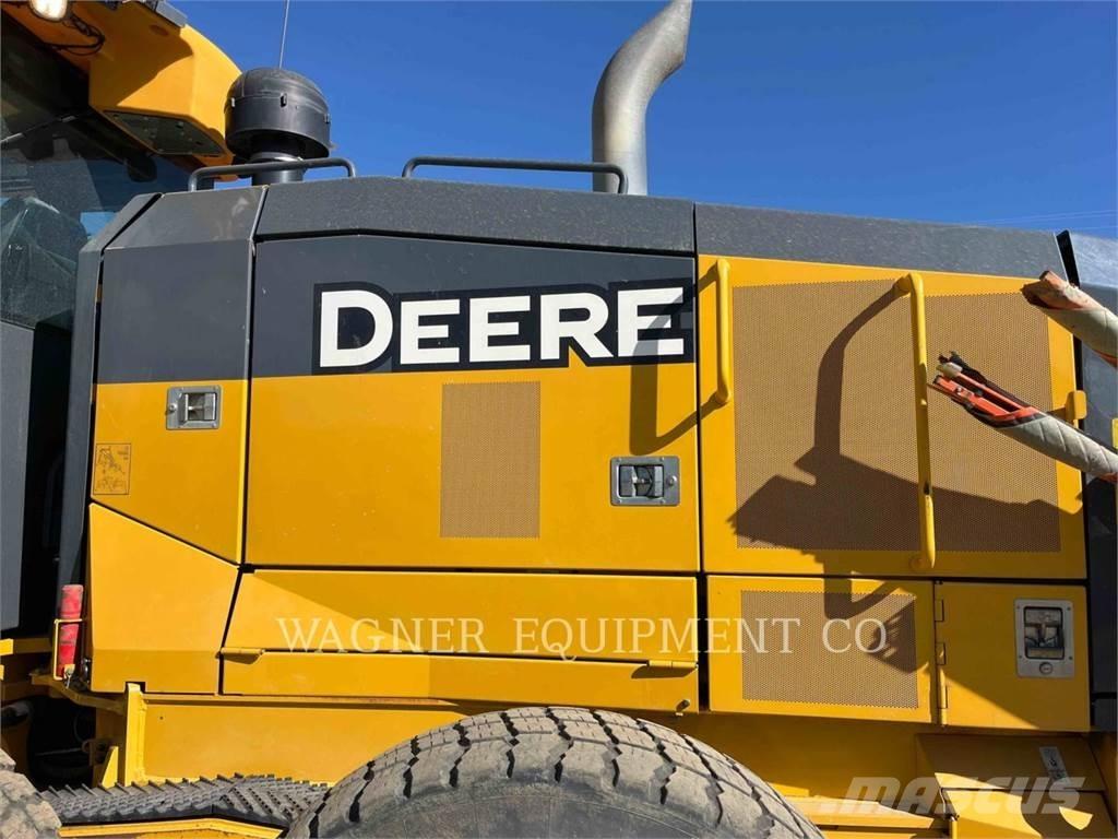 John Deere & CO. 772G AWD Грейдери