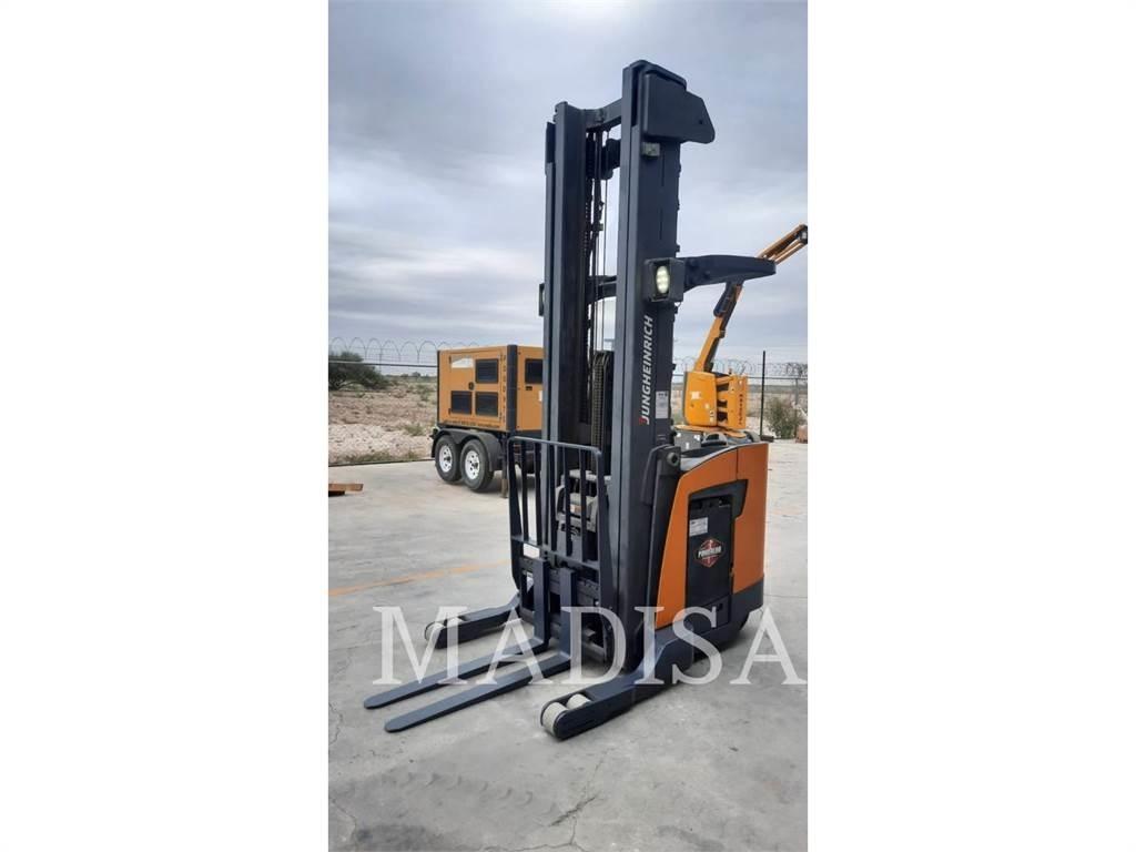 Jungheinrich ETR345 Електронавантажувачі