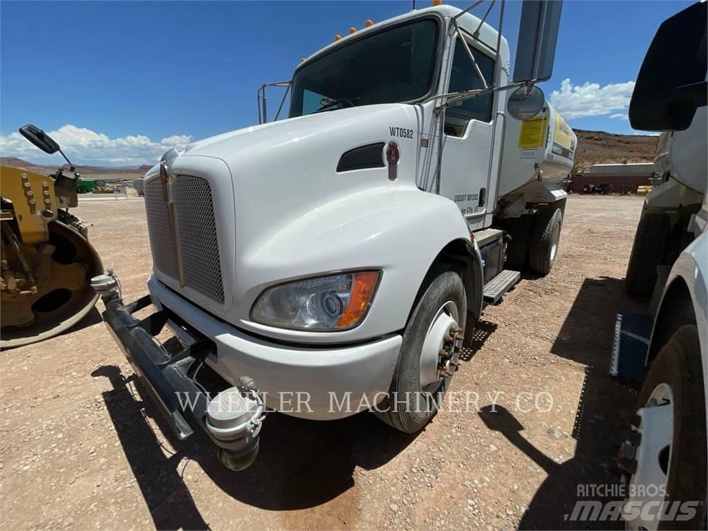Kenworth WT2000 A Вантажівки-цистерни