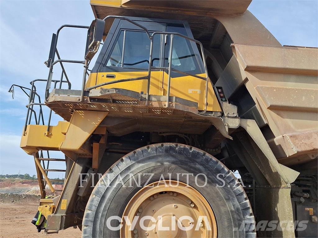 Komatsu HD785-7 Зчленовані самоскиди
