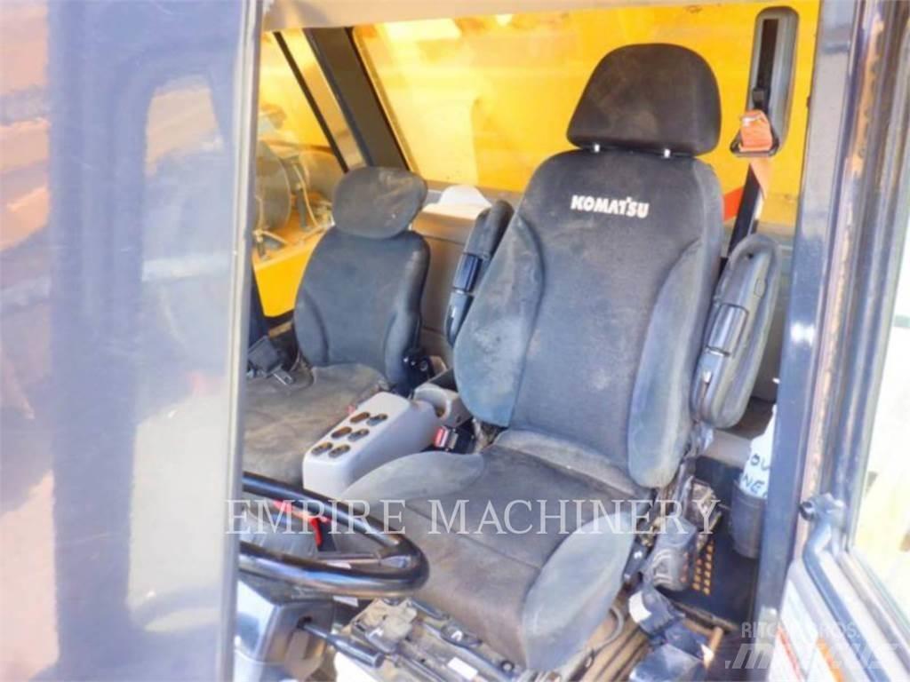 Komatsu HD785-8 Зчленовані самоскиди