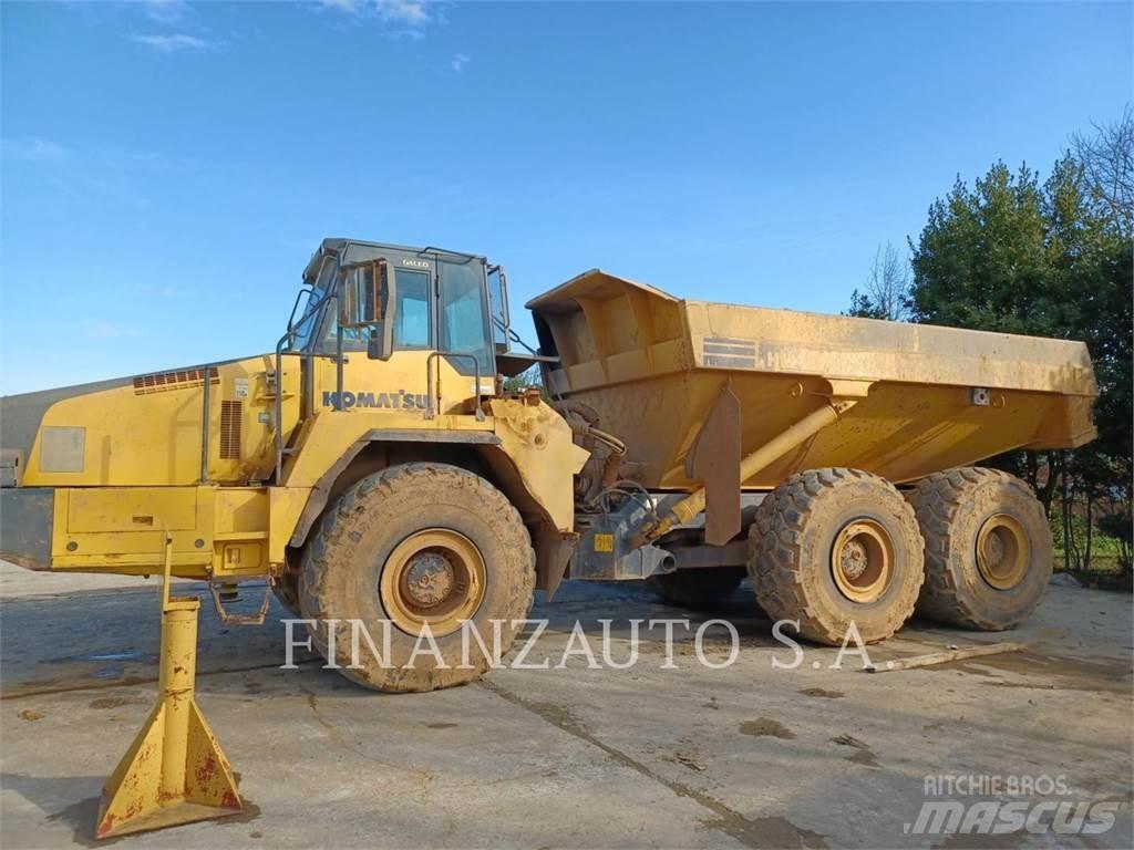 Komatsu HM400-2 Зчленовані самоскиди