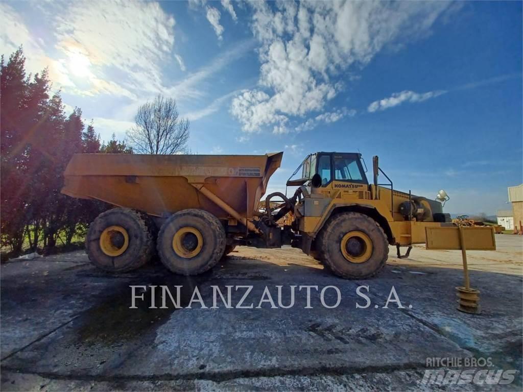 Komatsu HM400-2 Зчленовані самоскиди