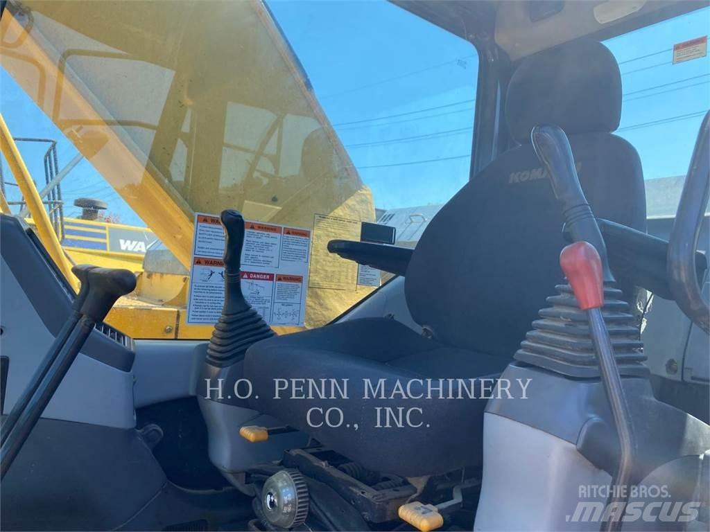 Komatsu PC308USLC Гусеничні екскаватори