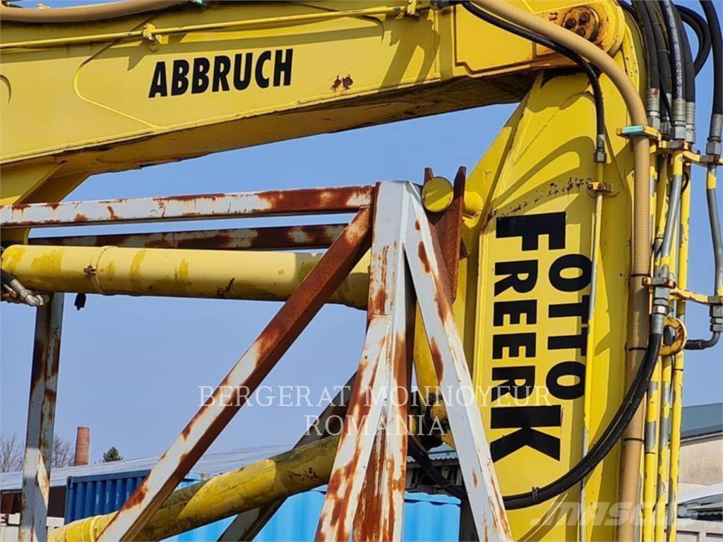 Komatsu PC450LCD-6K Гусеничні екскаватори