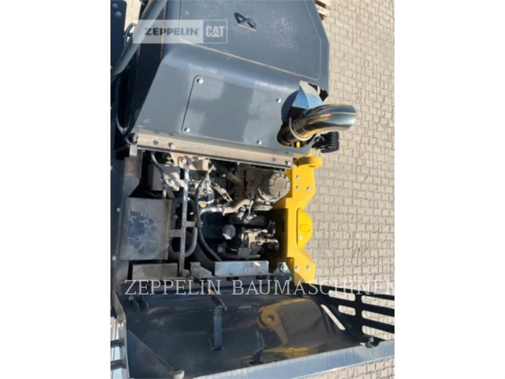 Komatsu PW148-11 Колісні екскаватори