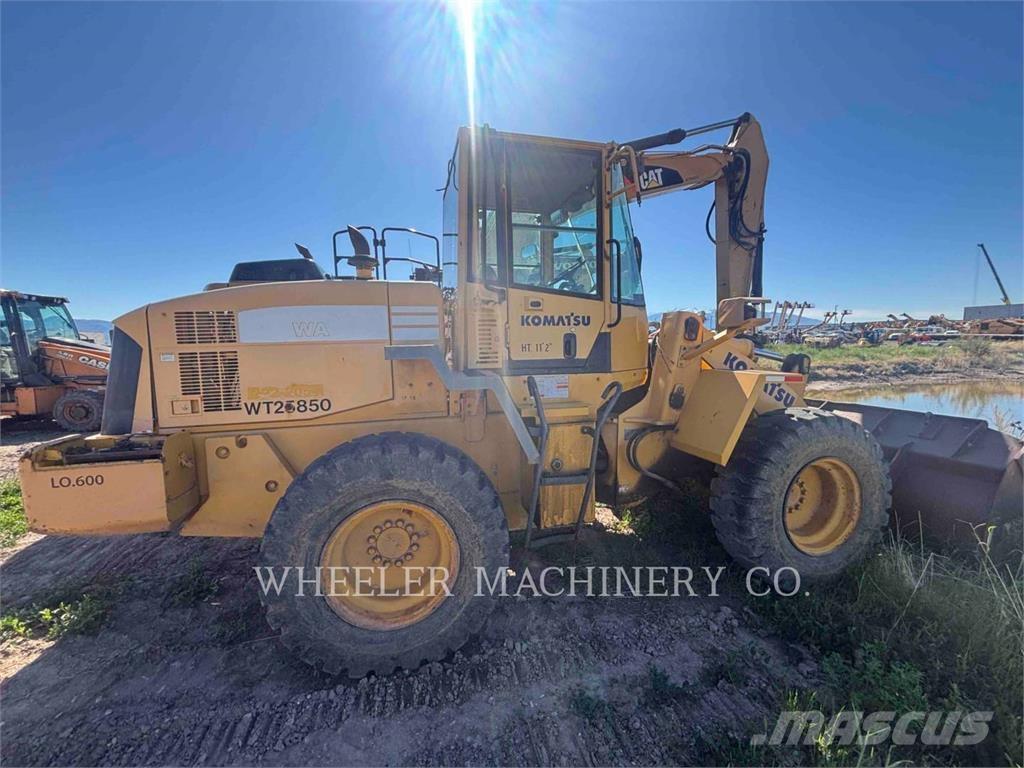 Komatsu WA250-5L Фронтальні навантажувачі