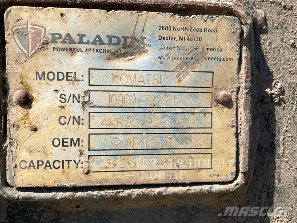 Komatsu WA270-7 Фронтальні навантажувачі