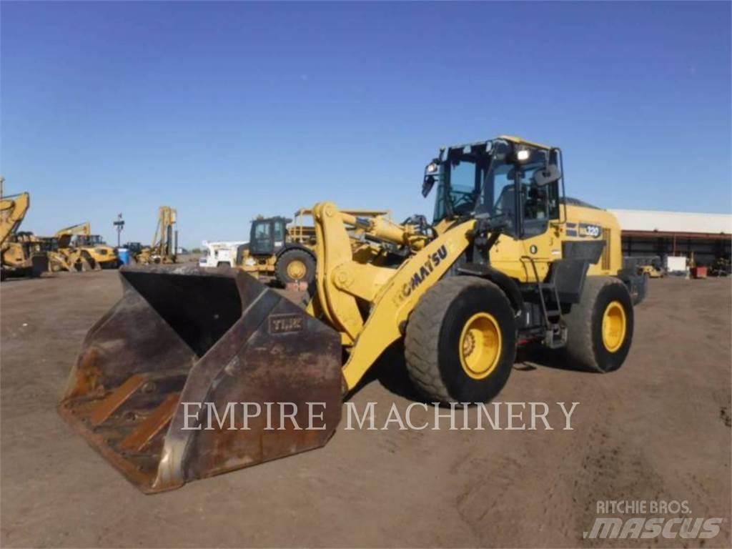 Komatsu WA320-8 Фронтальні навантажувачі