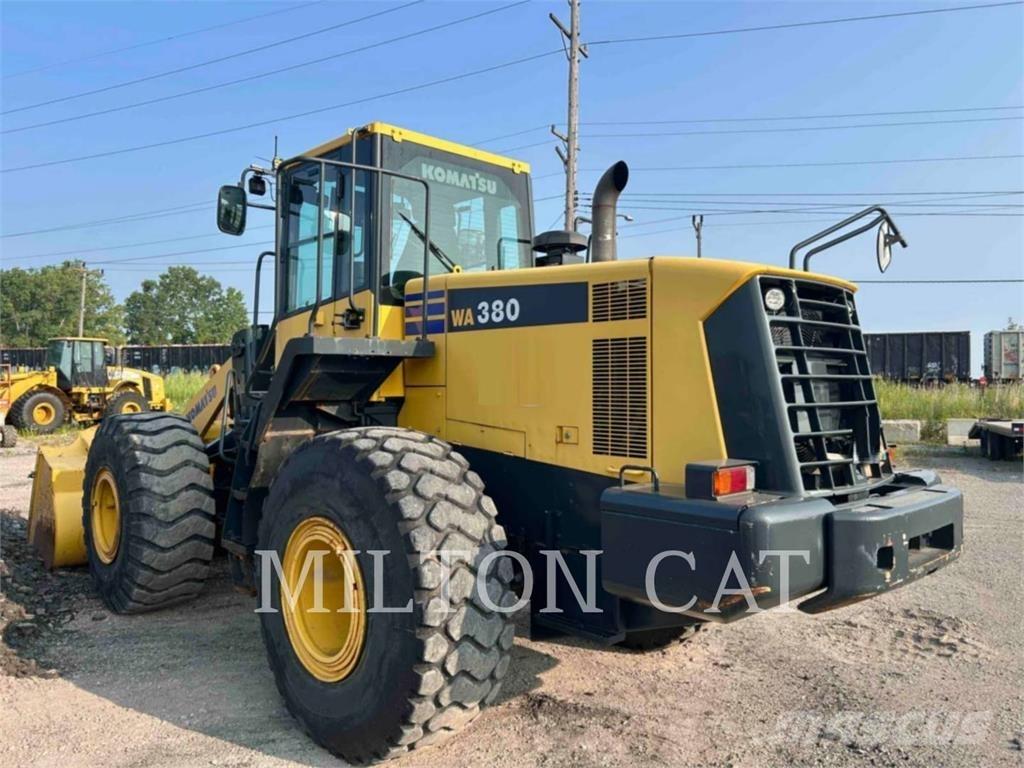 Komatsu WA380 Фронтальні навантажувачі